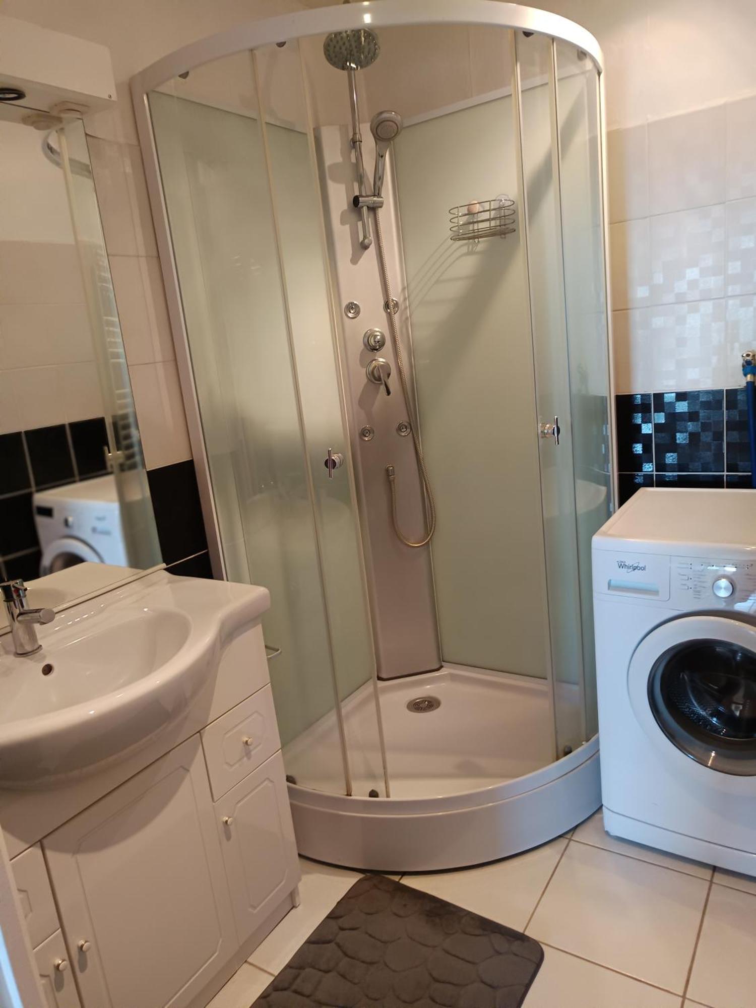 Bellevue Apartment ลาตูร์โดแวน ภายนอก รูปภาพ